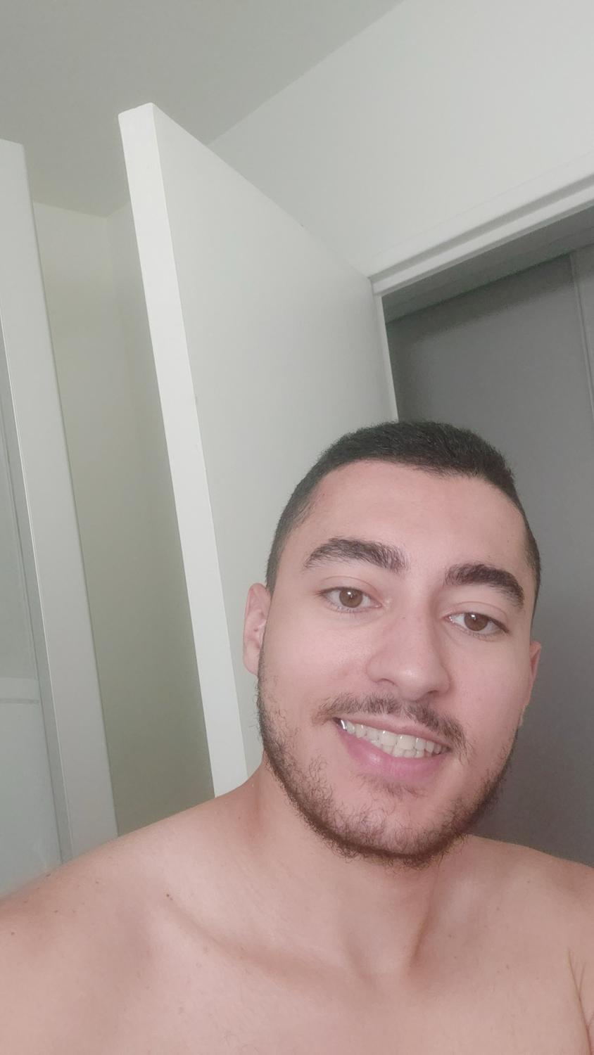 Bastossofficiel's media