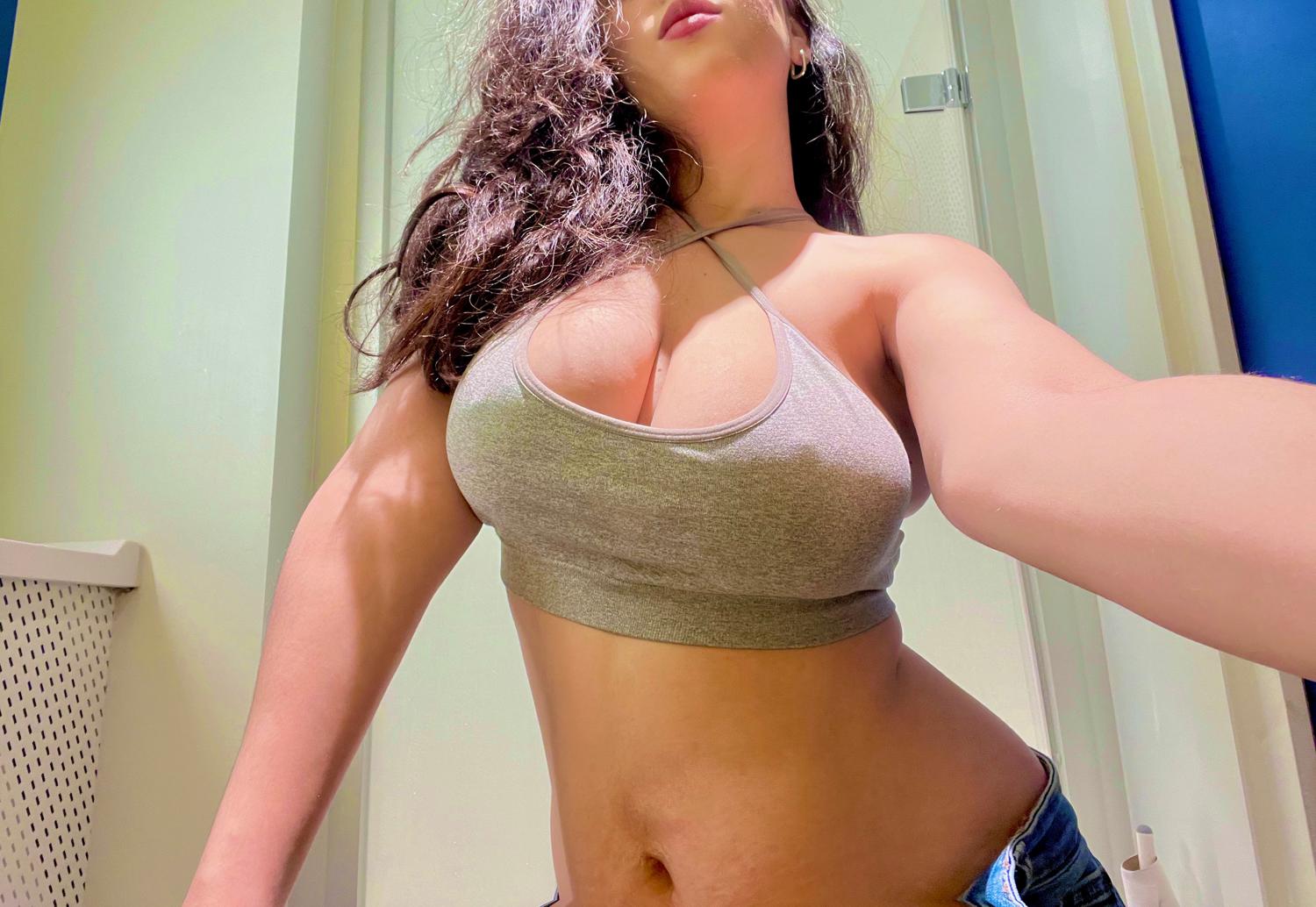 Bbsita's media