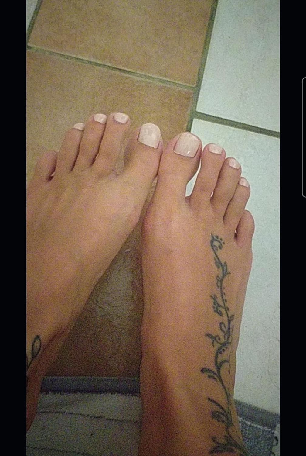 Beautifulfeetforyou3's media