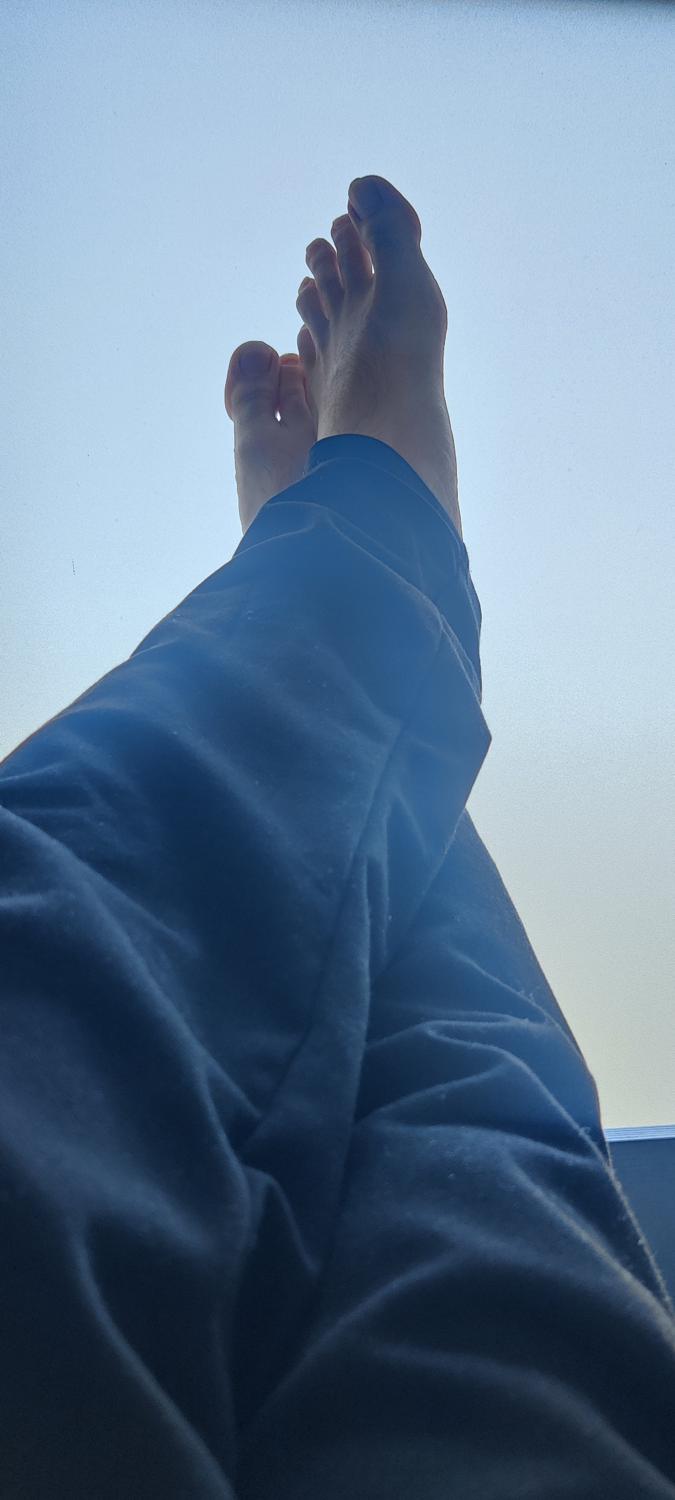 Beautifulmanfoot's media