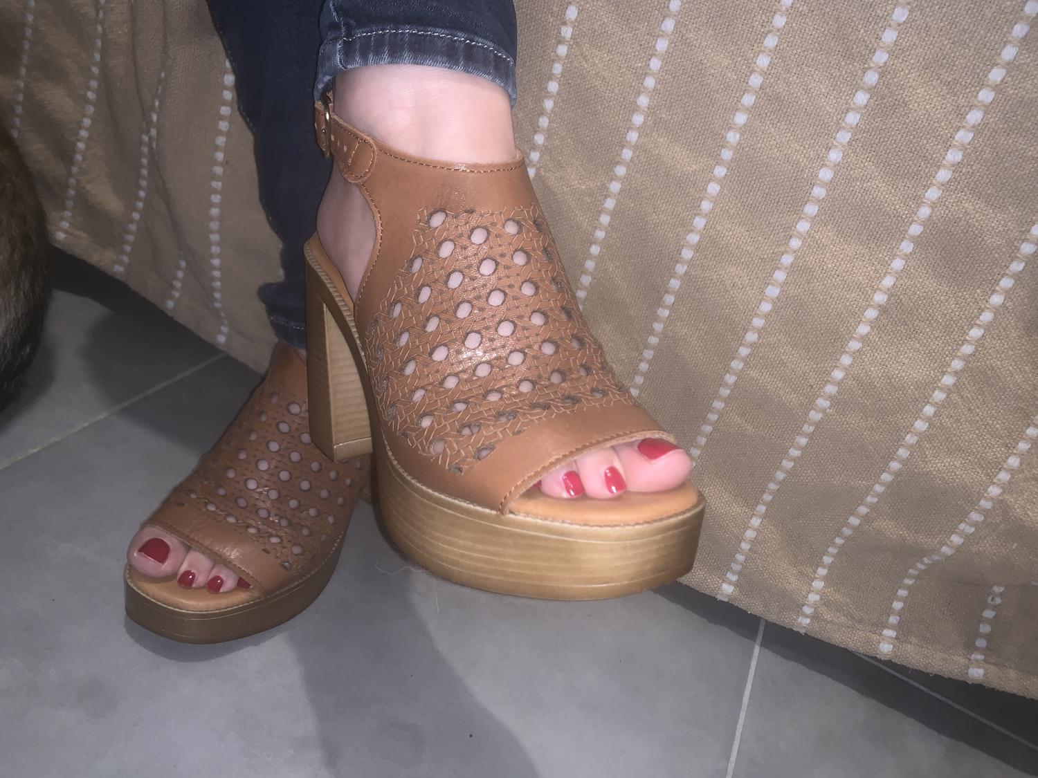 Beauty_feet_mym's media