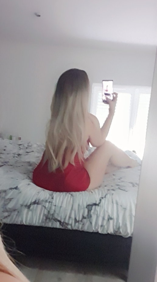 Bella_donna_'s media