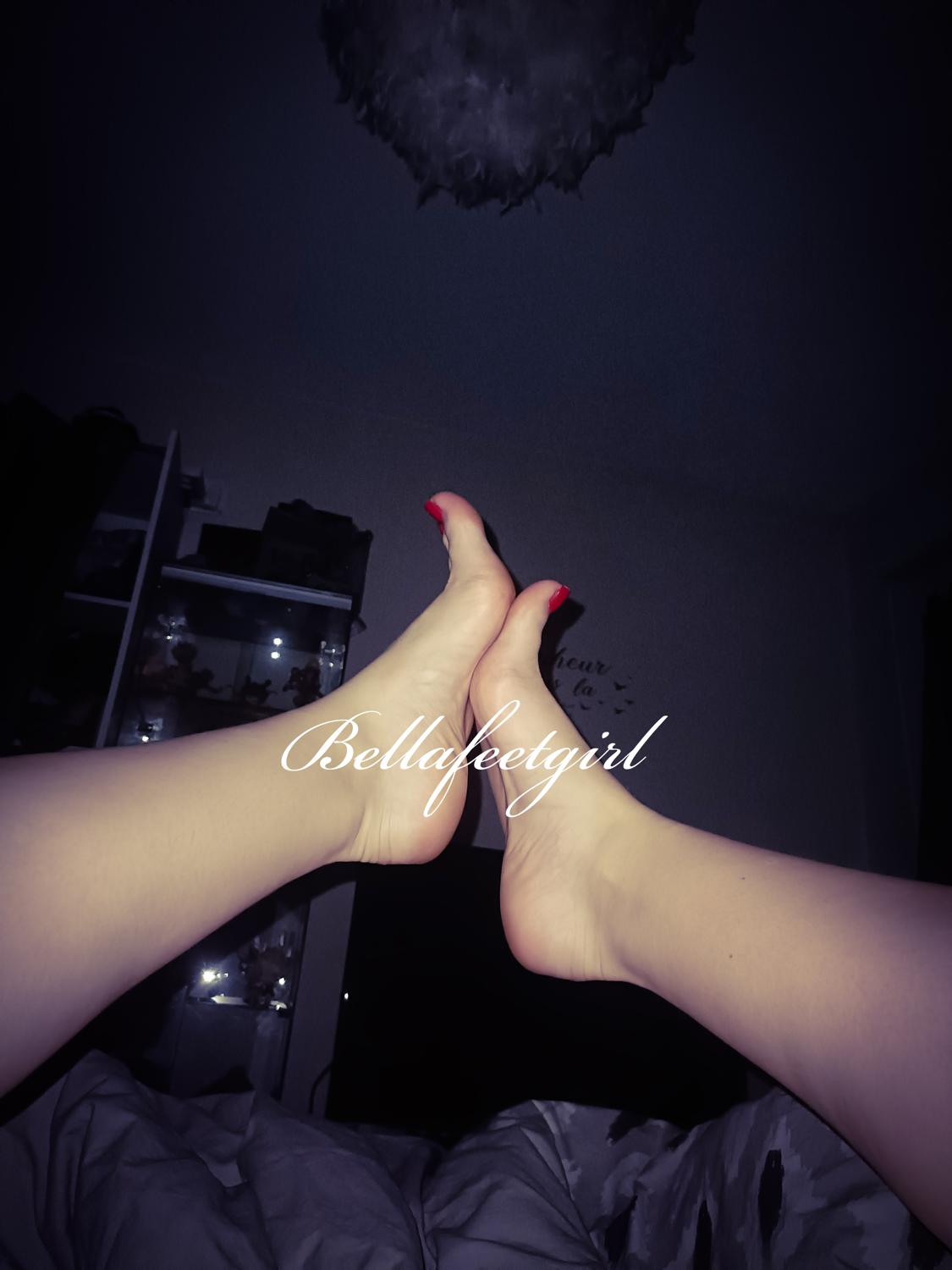 Bellafeetgirl's media