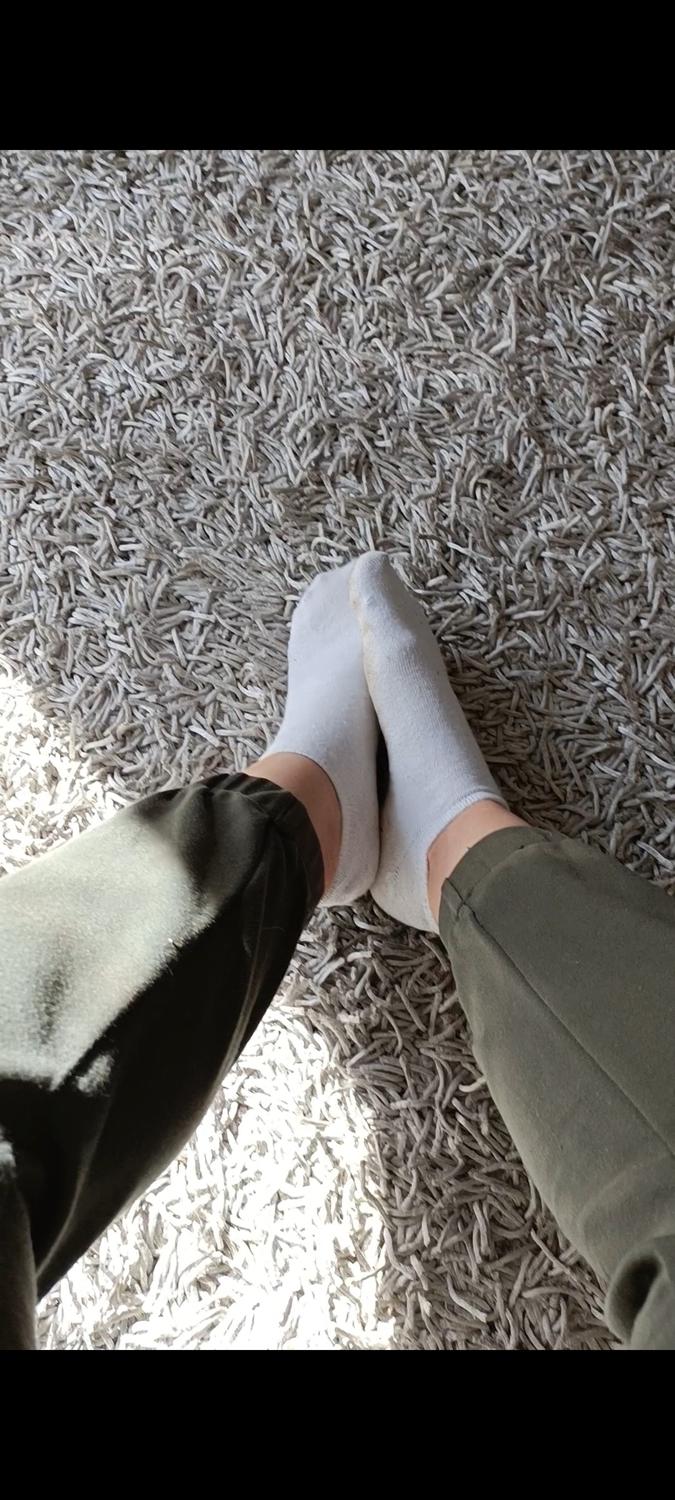 Bellafeetgirl's media