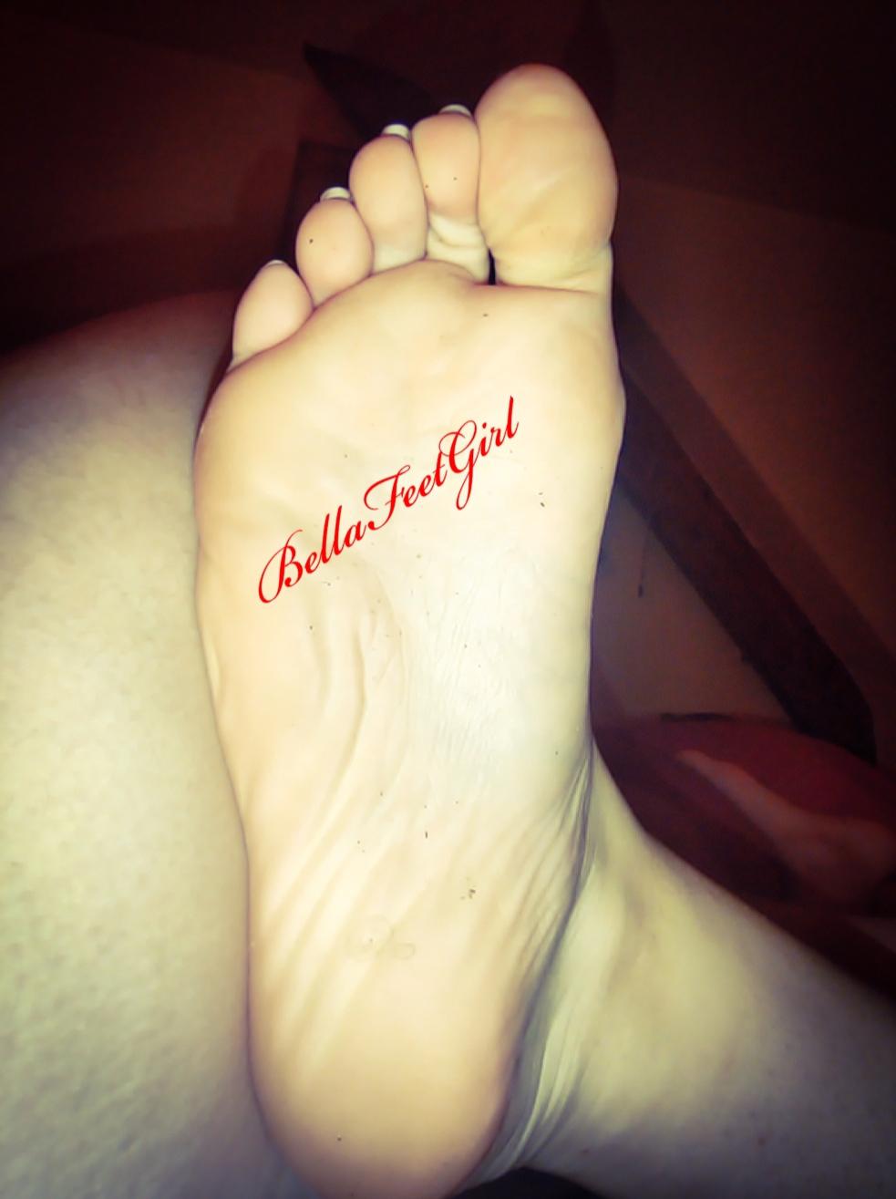Bellafeetgirl's media