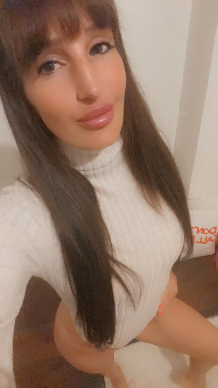 Bellatina's media