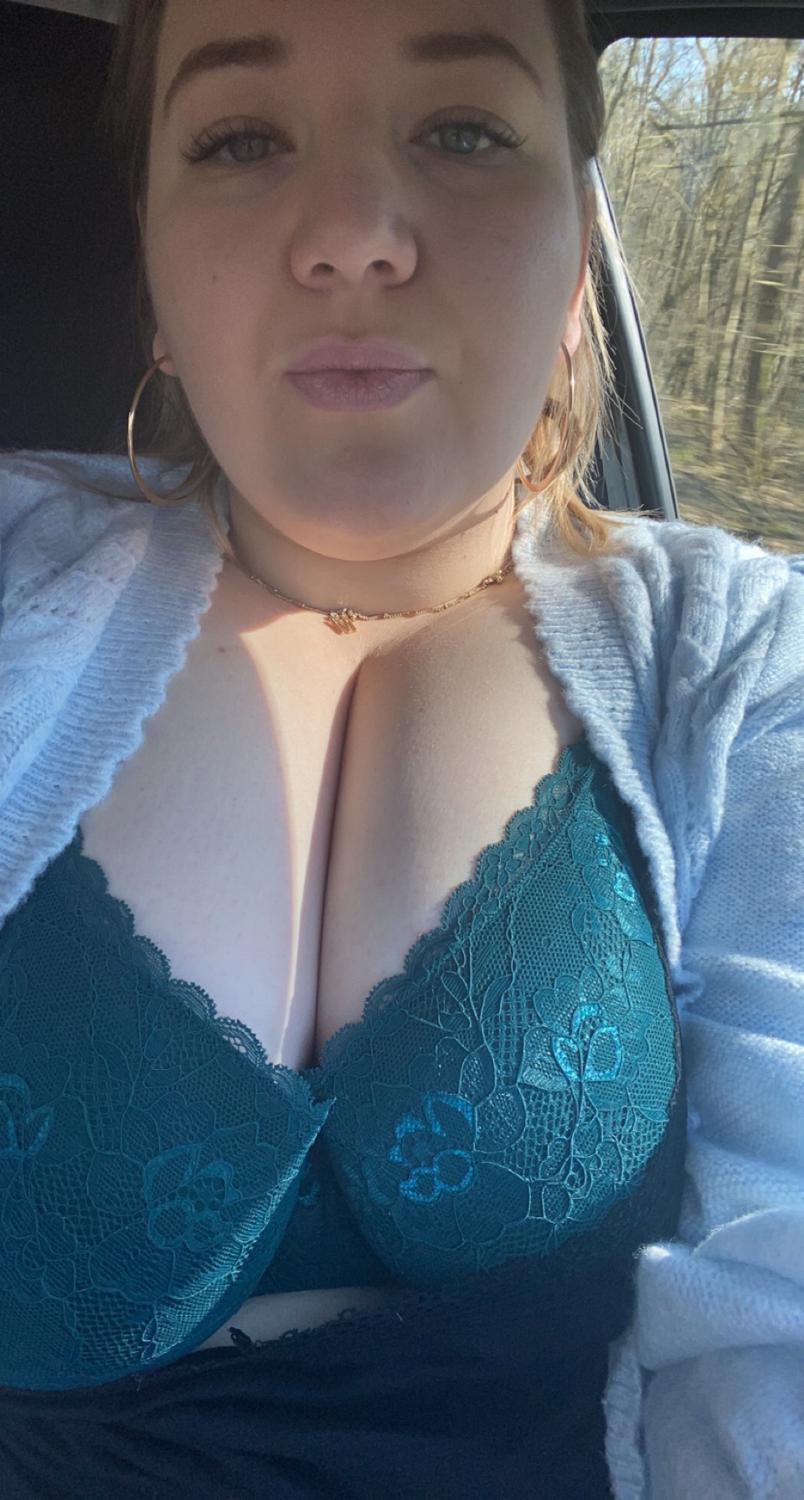 Bettyboobs_bbw's media
