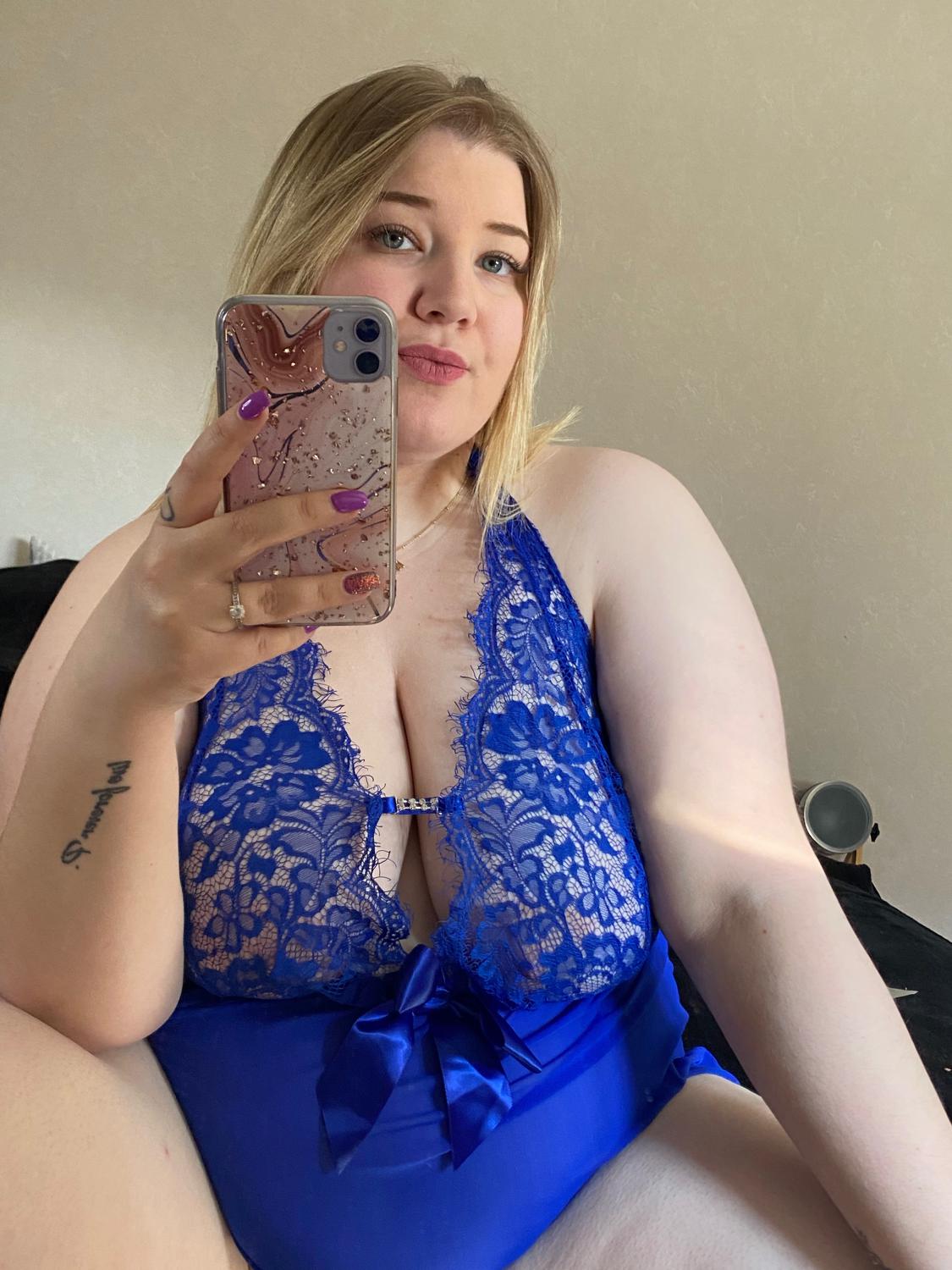 Bettyboobs_bbw's media