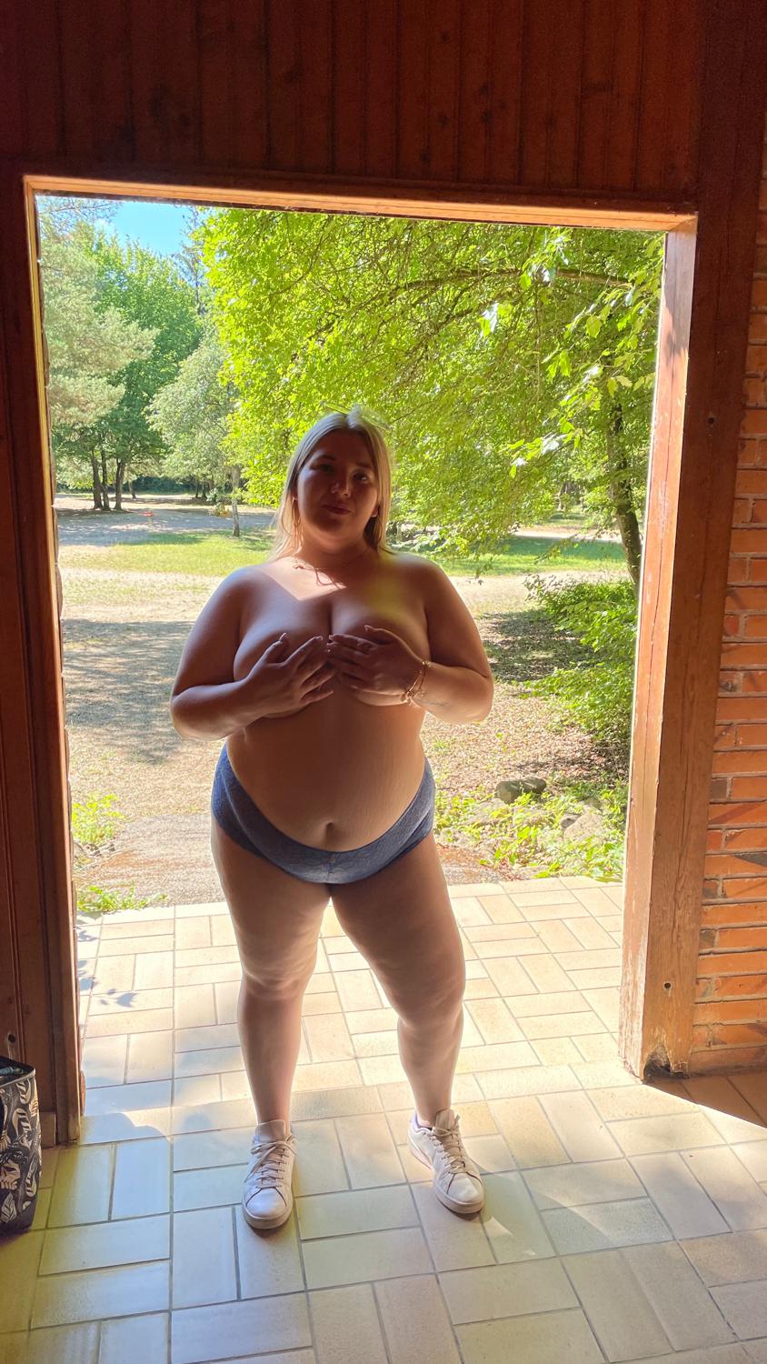 Bettyboobs_bbw's media