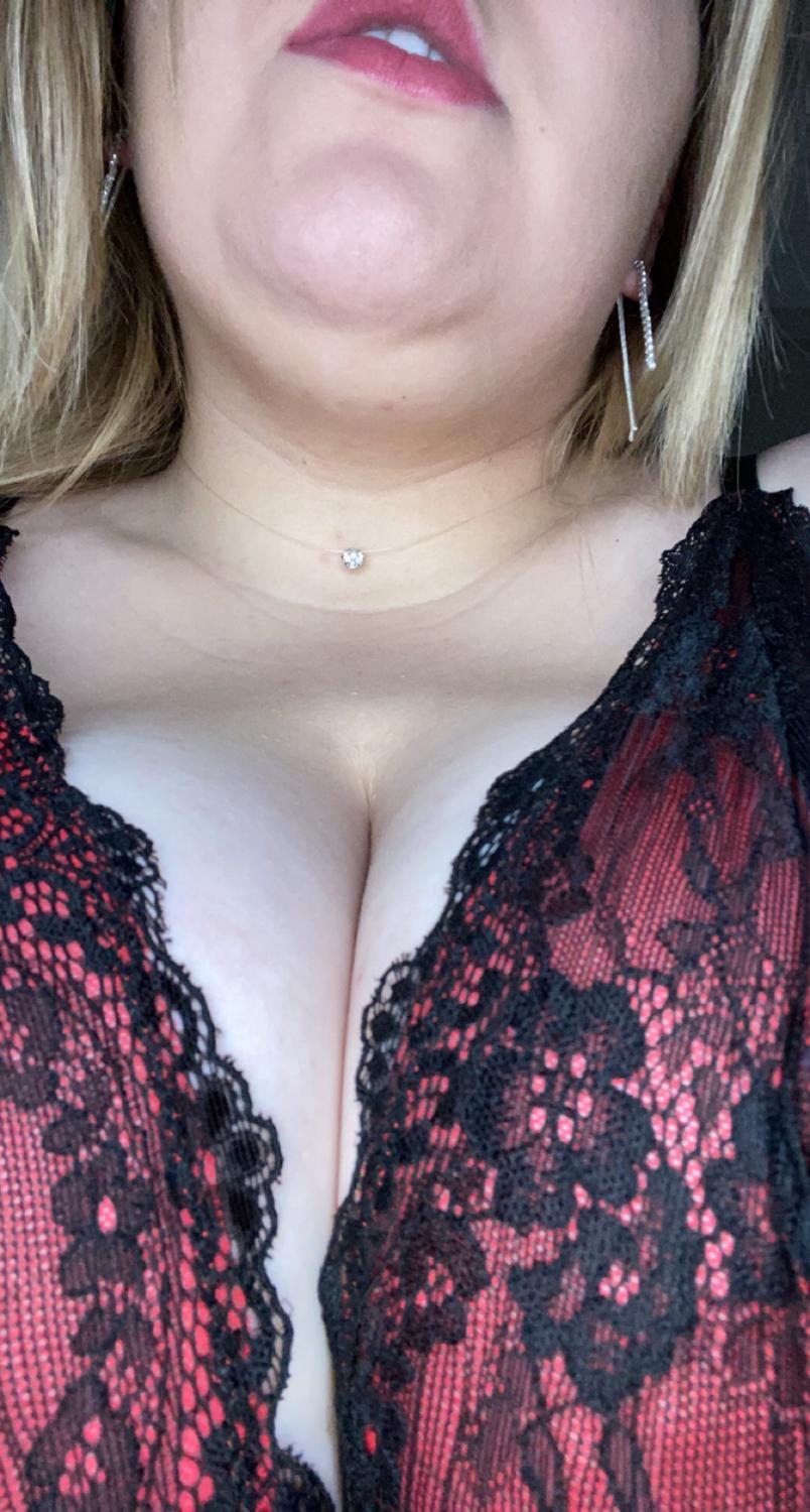 Bettyboobs_bbw's media