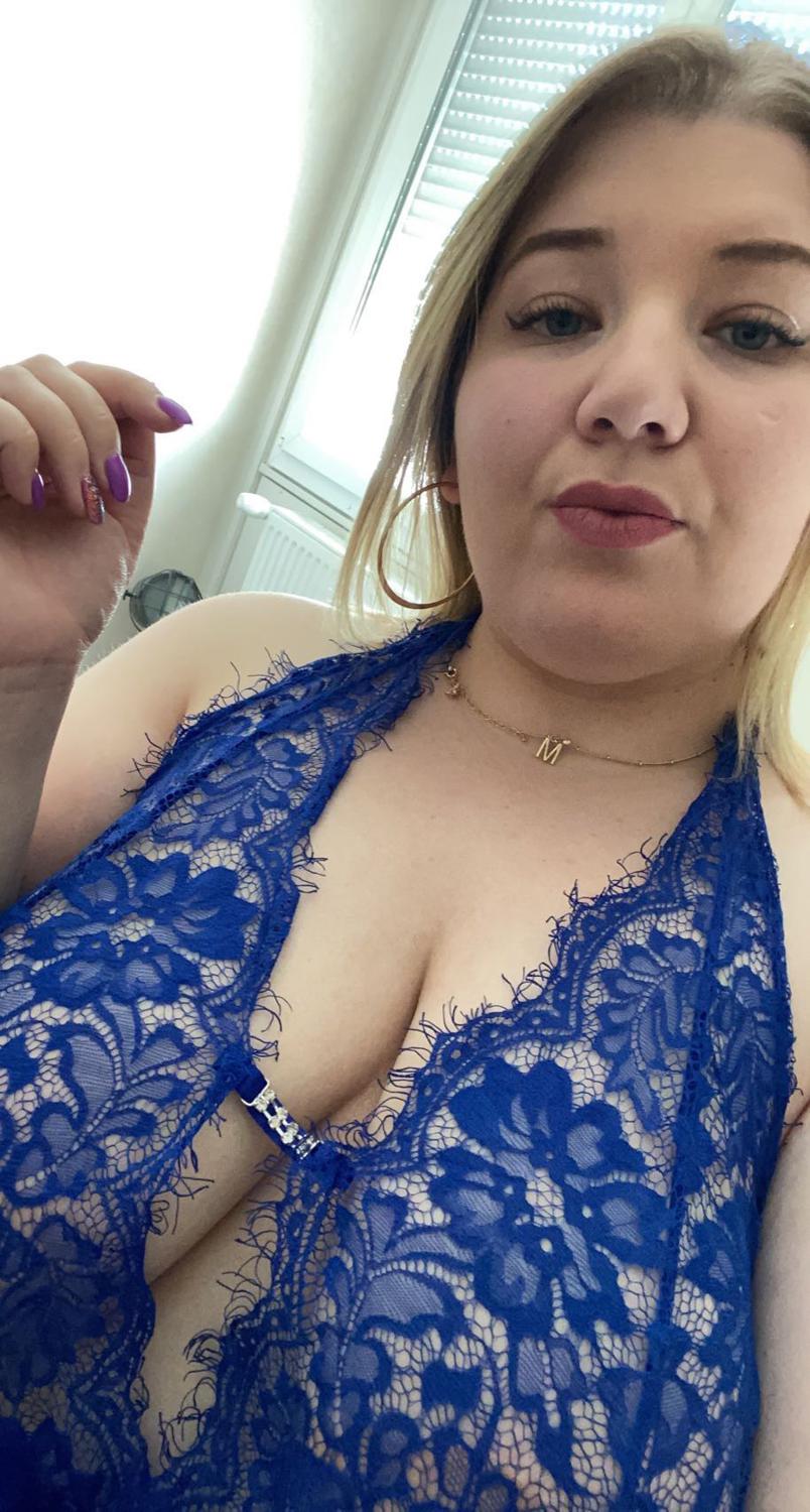 Bettyboobs_bbw's media