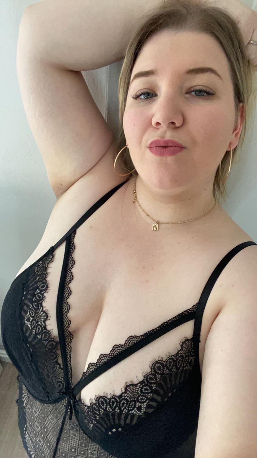 Bettyboobs_bbw's media