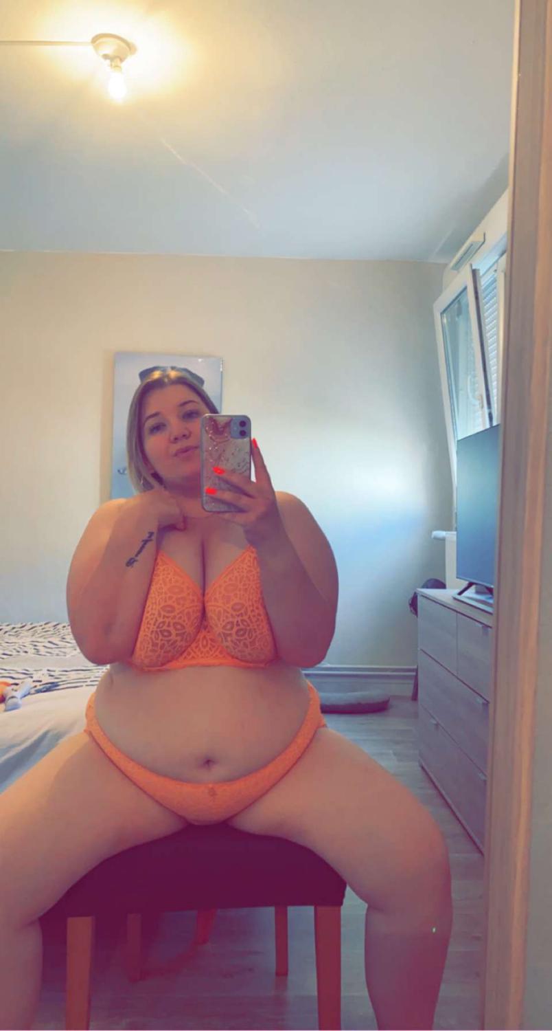 Bettyboobs_bbw's media