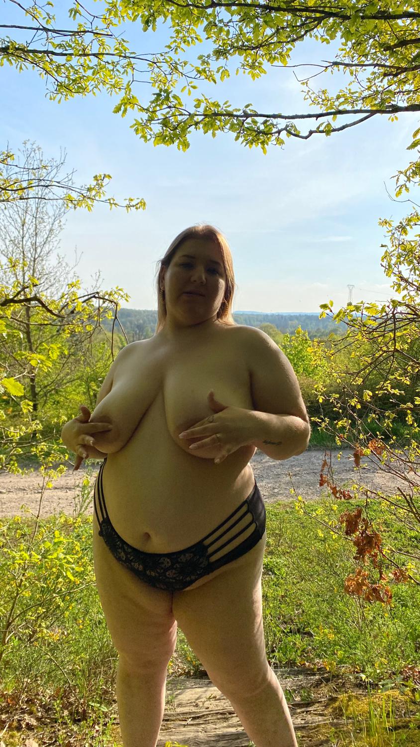 Bettyboobs_bbw's media