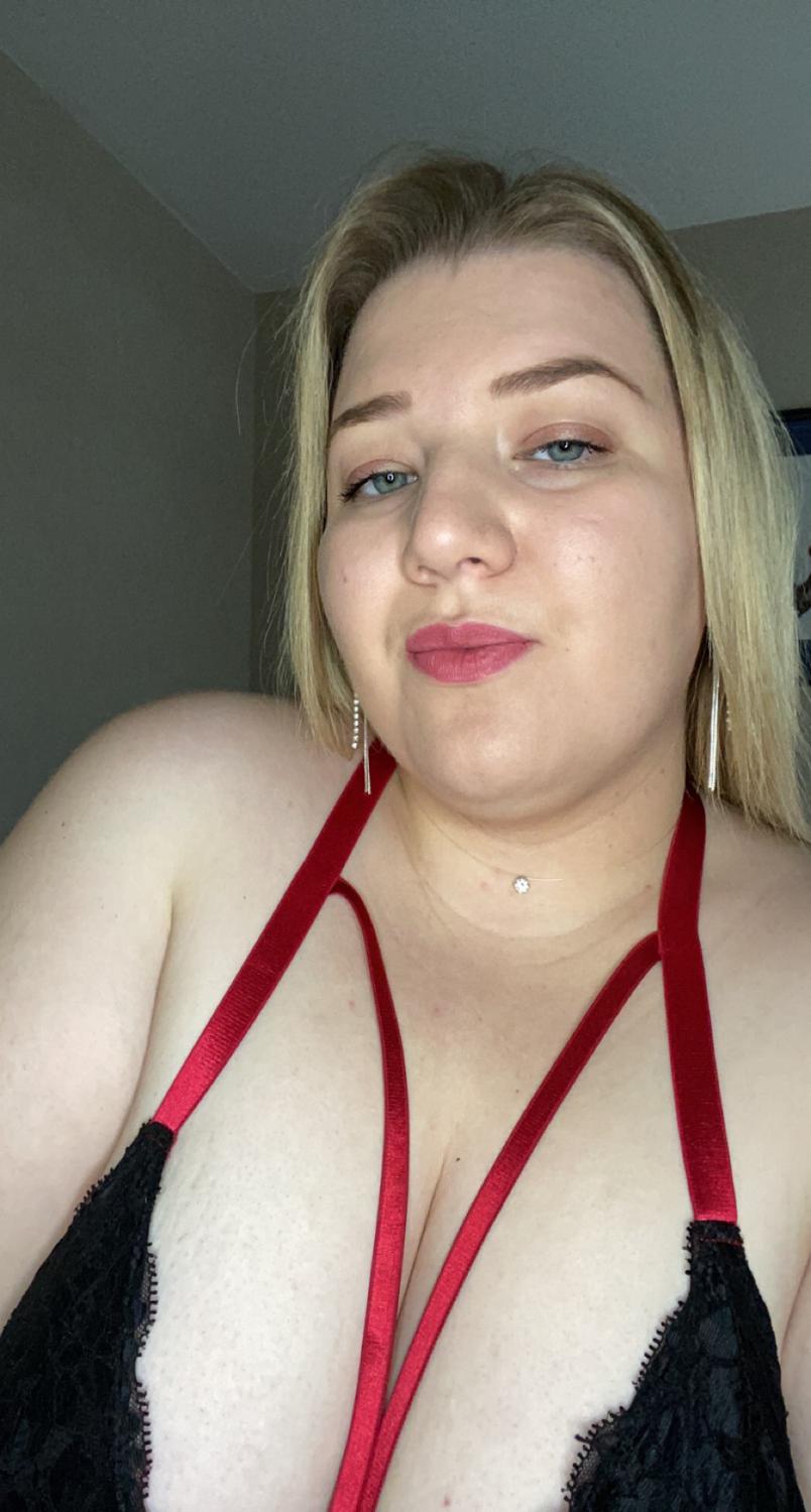 Bettyboobs_bbw's media