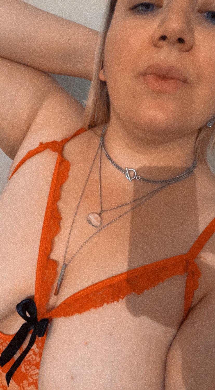 Bettyboobs_bbw's media