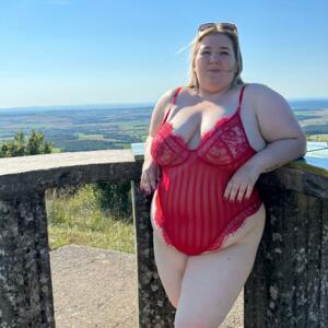 Bettyboobs_bbw's media