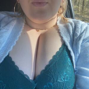 Bettyboobs_bbw's media