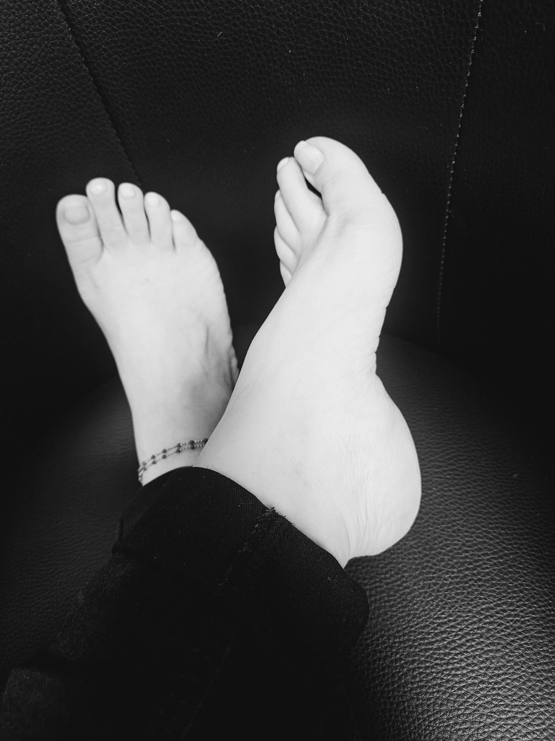 Bettyssweetfeet's media
