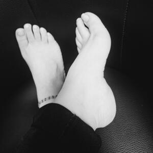 Bettyssweetfeet's media