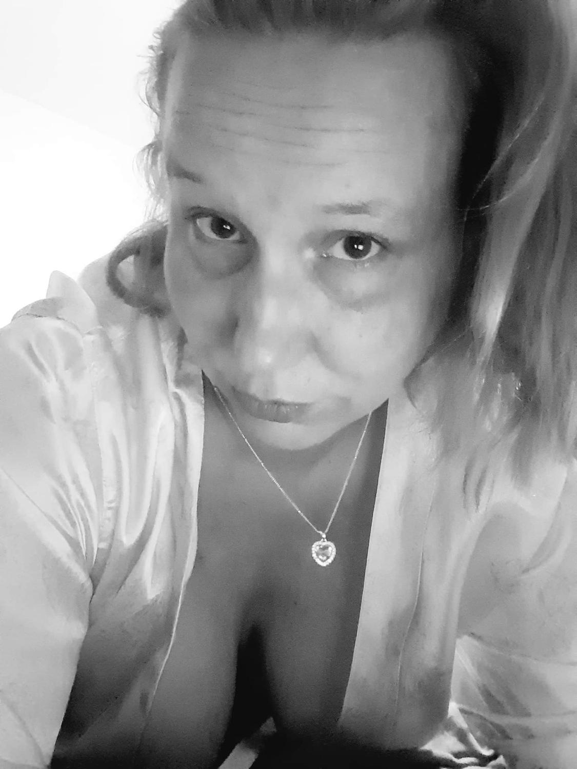 Betylove45's media