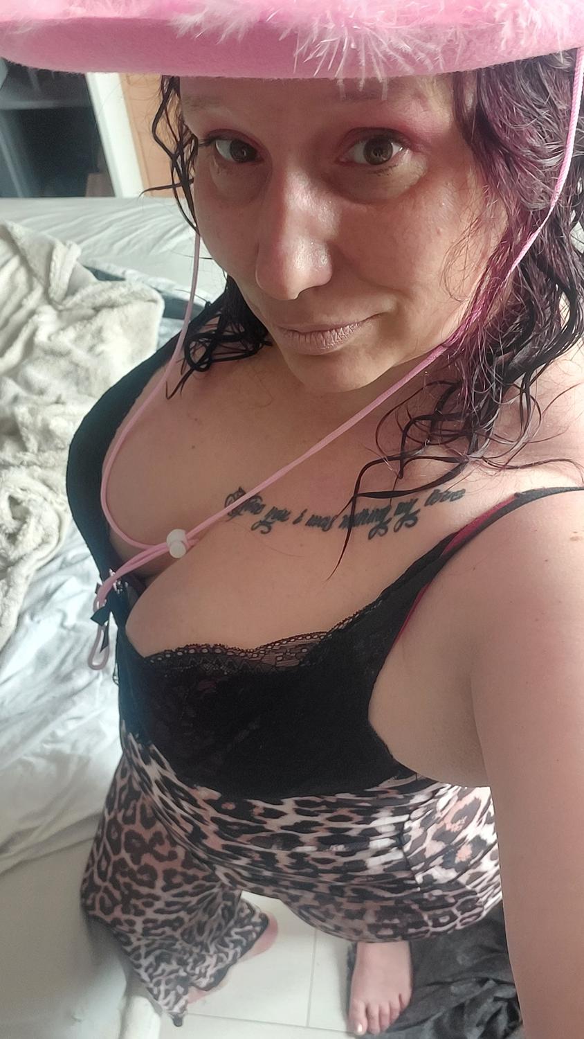 Betylove45's media