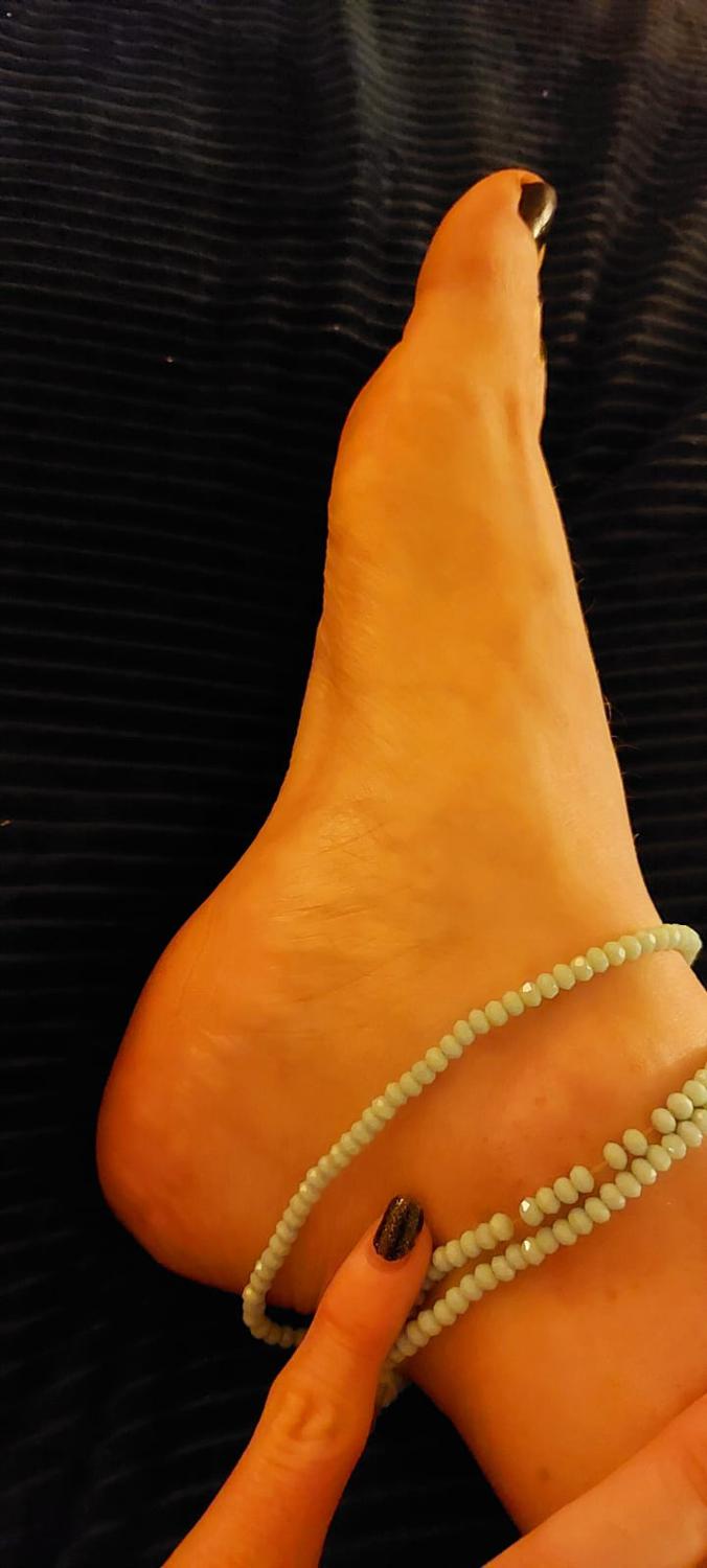 Bi-feet's media