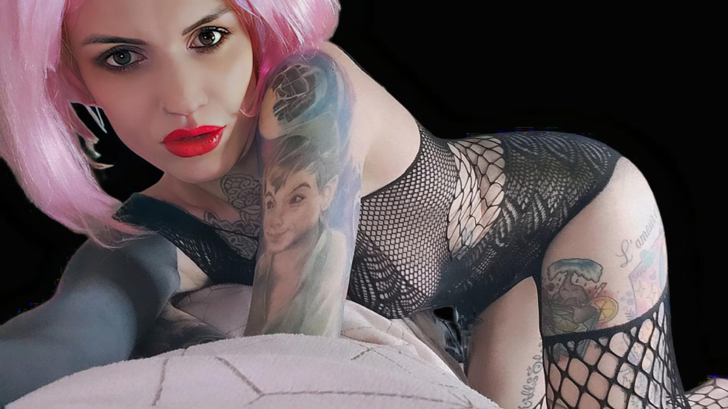 Bl0ndytattoos's media