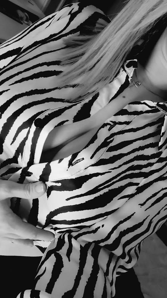 _black_white_2's media