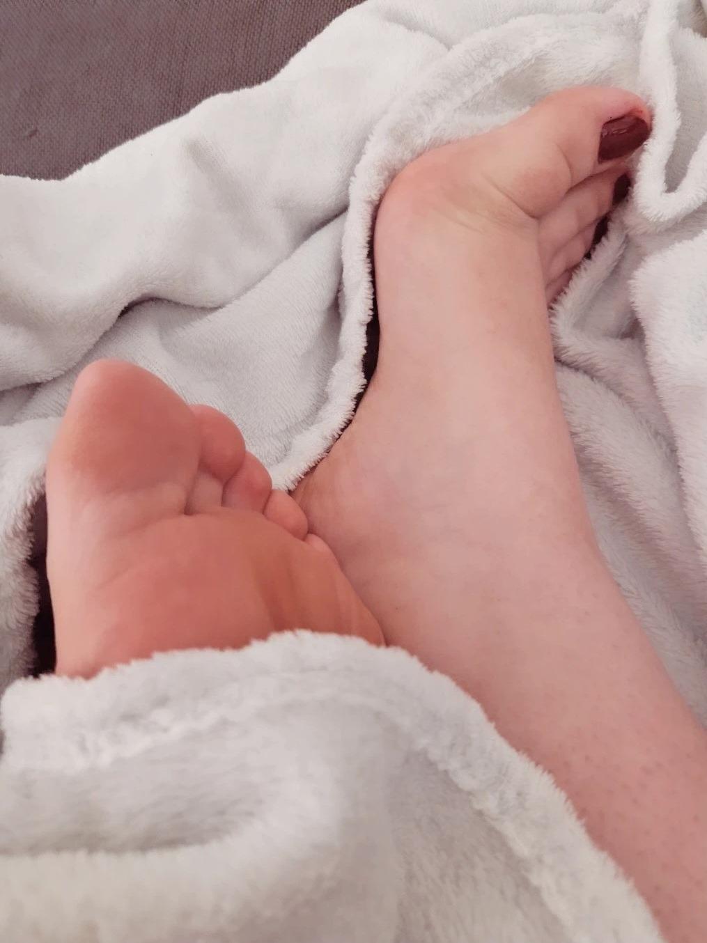 Blandinefeet's media