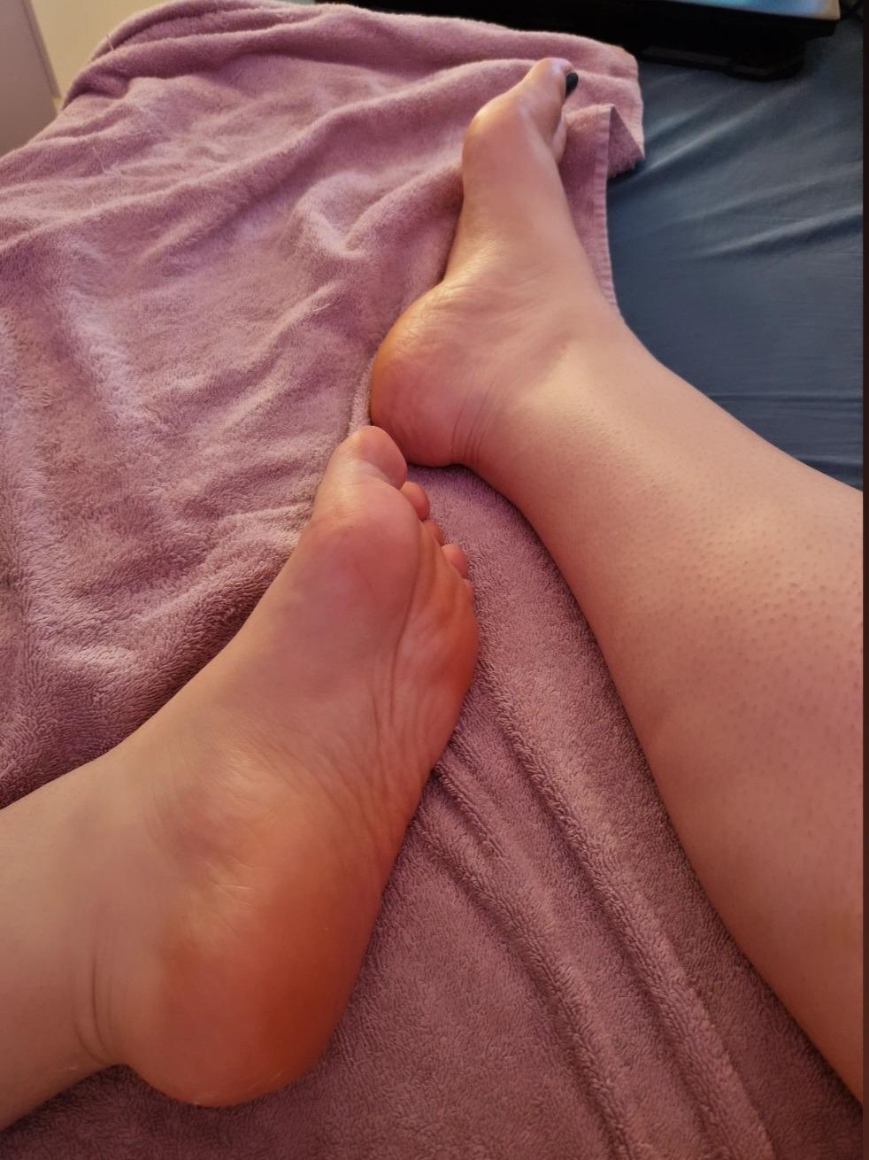 Blandinefeet's media