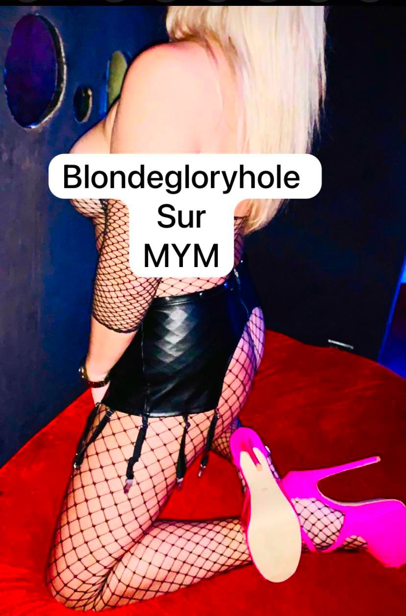 Blondegloryhole's media