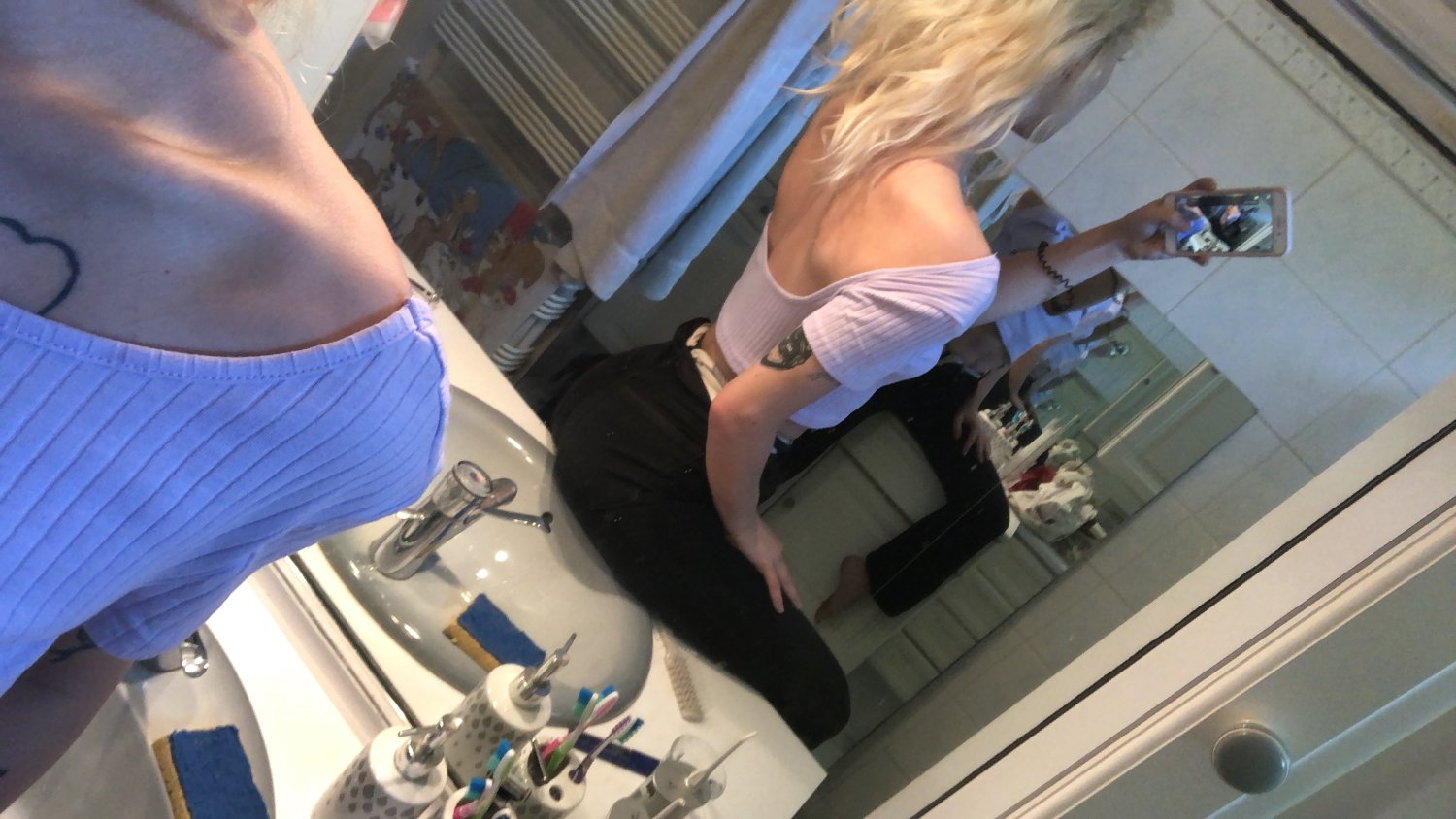 Blondiebabycarla's media