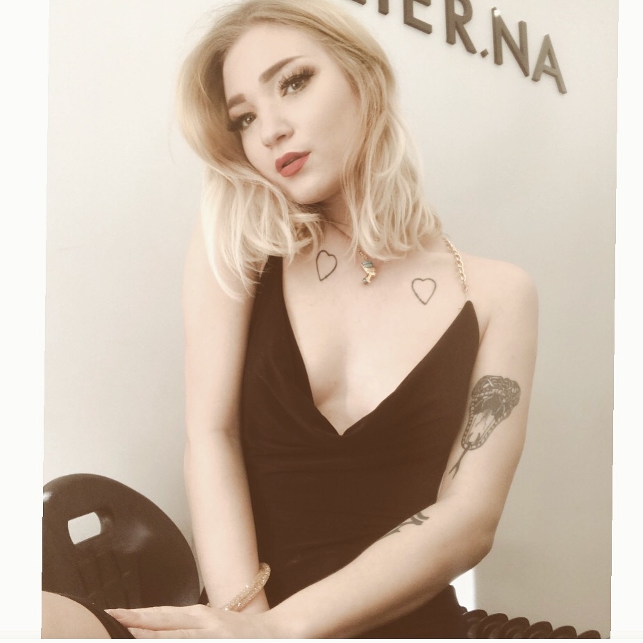 Blondiebabycarla's media