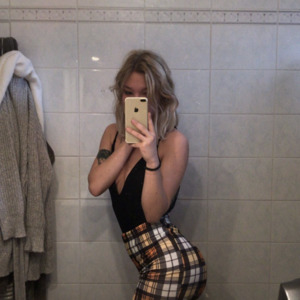 Blondiebabycarla's media