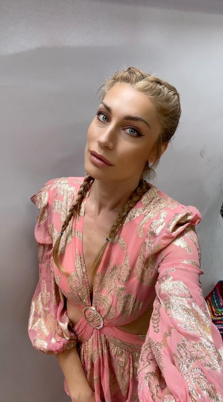 Blondiemodel's media