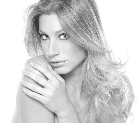 Blondiemodel's media