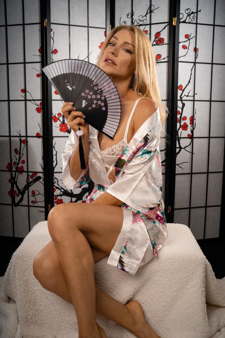 Blondiemodel's media