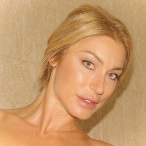 Blondiemodel's media
