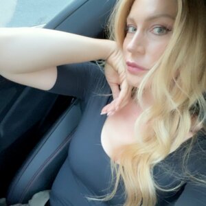Blondiemodel's media