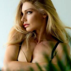 Blondiemodel's media