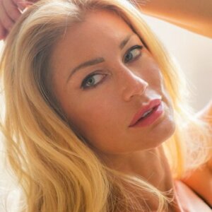 Blondiemodel's media