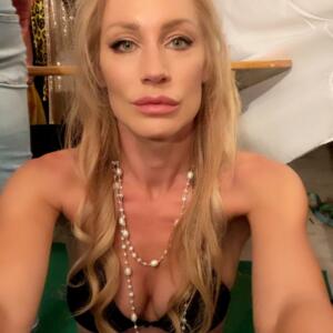 Blondiemodel's media
