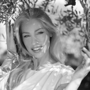 Blondiemodel's media