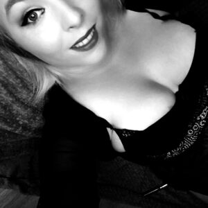 Blondiie_x's media