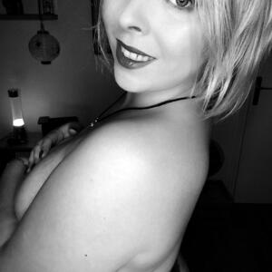Blondiie_x's media