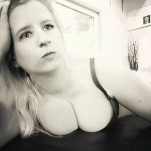 Blondy4_6's media