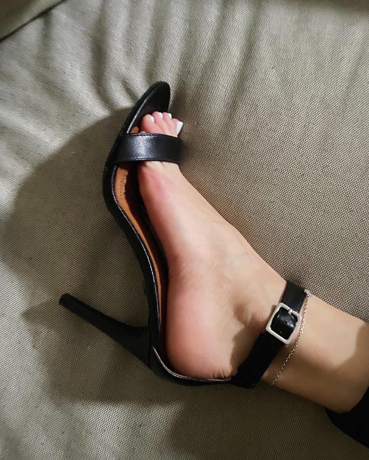 Bondyfeetgirl's media