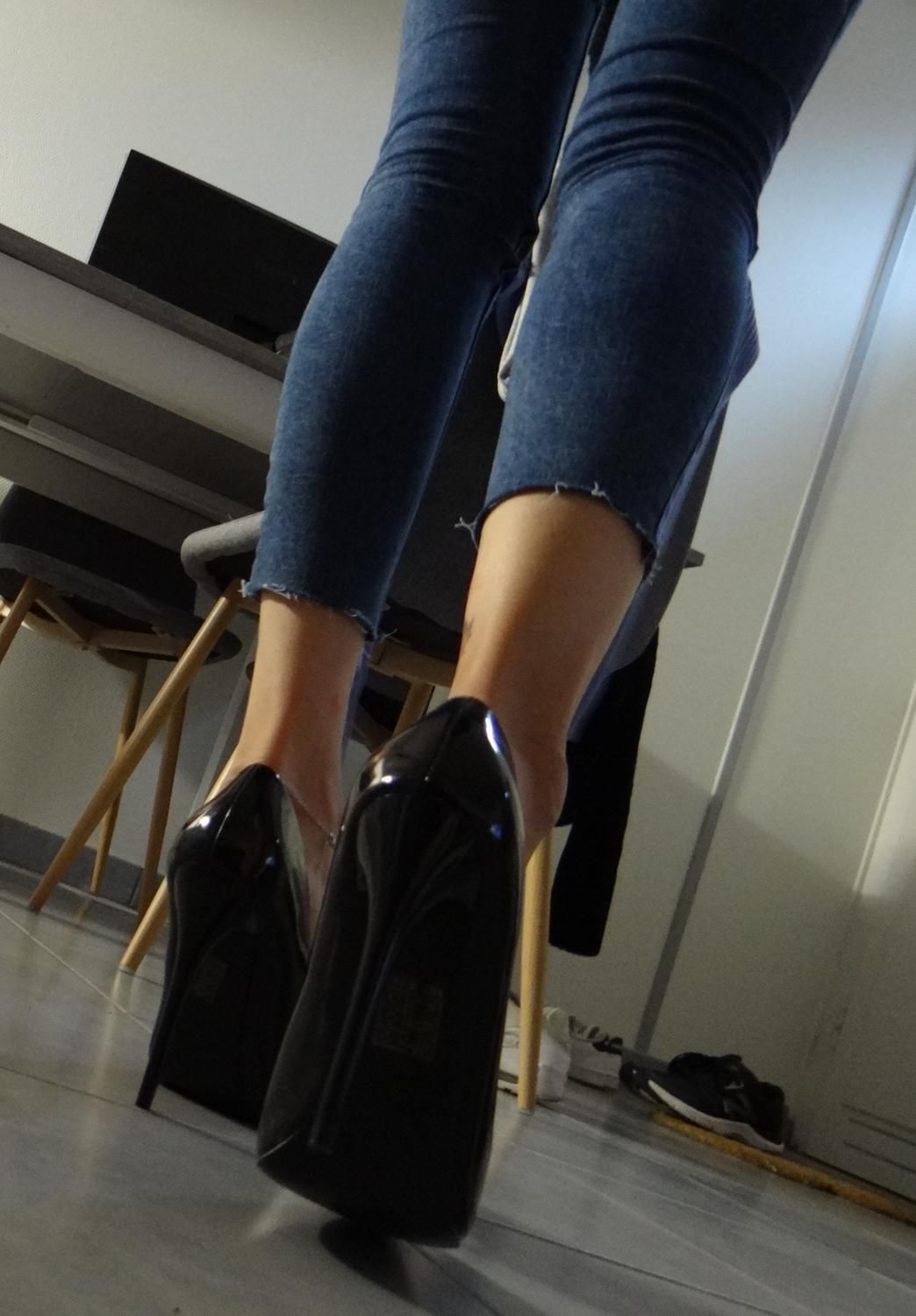 Bondyfeetgirl's media