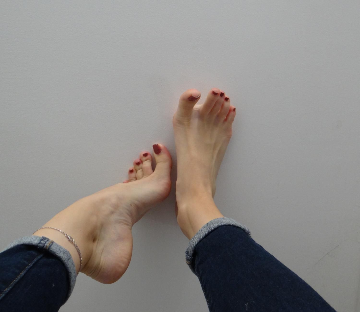 Bondyfeetgirl's media